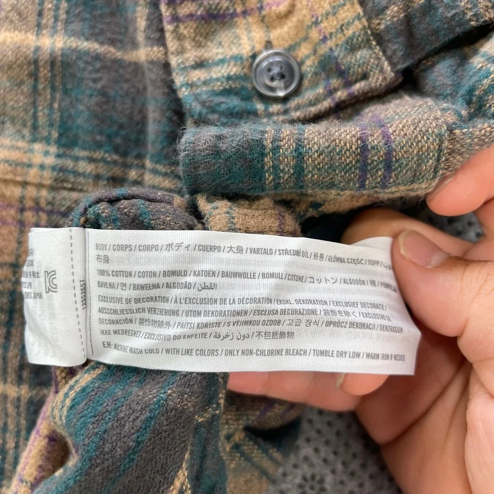 Abercrombie & Fitch excellent pre